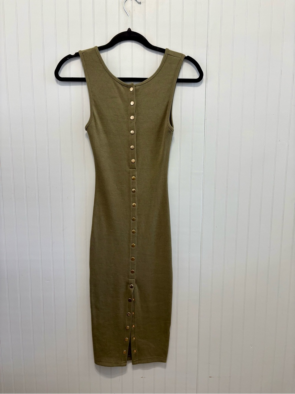 Fashion Nova Sleeveless Olive Button-Front Midi Dress Size S